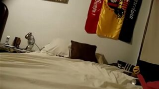 Video Mesum Cewek Arab Sama Temen Suaminya, Ngewe Di Kamar Belakang.