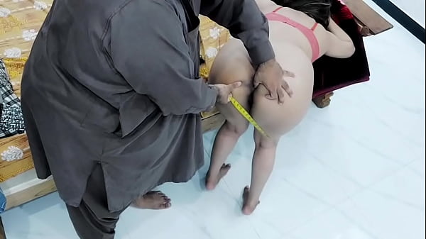 Bangsat! Penjahit India Ngentot Cewek Kampung Gawar, Pantat Gede Kayak Pelacur, Keras Dan Kasar Gaya Anjing, Suara Hindi Mesum Bikin Muncrat