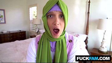 Horny Hijabi Nyobain Kontol Pertama Kali Bareng Izzy Lush Sama Donnie Rock
