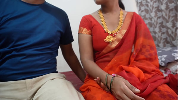 25 साल की मीठी टीचर ने अपने छात्र के साथ जोशीला सेक्स किया, सुनो हिंदी ऑडियो