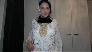Pov – Ngewein Adik Tiri Muslimah Berhijab Romantis Sampai Basah