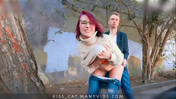 Kisscat Cinta Sarapan Sosis – Agen Liar Jemptut Mahasiswi Rusia Buat Ngentot Di Luar