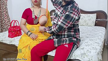 Tailor Ngeseks Wanita India Seksi Di Tokonya. Video Audio Hindi