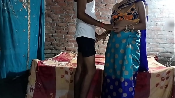 भाभी ने देवर के साथ खूब चुदाई की मस्ती में