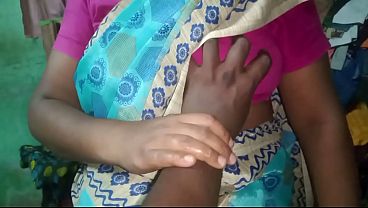 Ibu Rumah Tangga India Priyanka, Siap Mainin Kontol Di Rumah Sendiri.