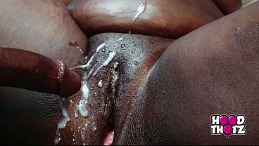 Dua Kontol Besar Lagi Ngebutuhin Bokong Gede Tebal Ibu Tiri Afrika.