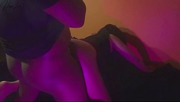 Hope Si Jalang Asia Hot Menerima Tusukan Dari Belakang