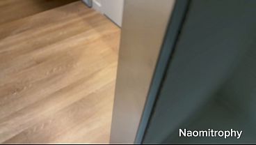Liburan Ngewe Sama Kakak Tiri Naomi Noel, Bikin Makin Greget.