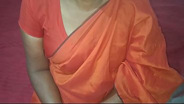 Wanita Asia Lagi Mainin Diri Sendiri, Keluar Semua Rasanya