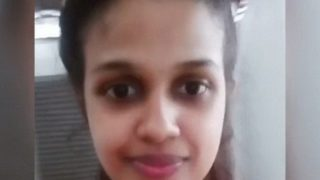Mallu Cewek Kottayam Pamer Telanjang Di Selfie
