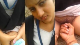 Video Cewek Kuliah Lagi Colmek Di Luar, Bikin Meleleh