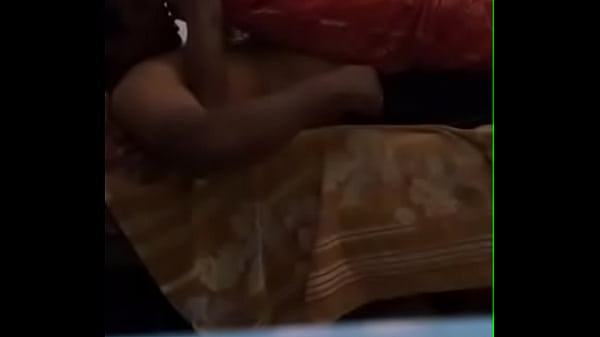 Desi Istri Naik Di Atas, Gerakannya Bikin Makin Liar.