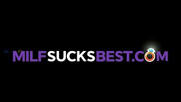 Cewek Asia Seksi Nyepong Bos Bulet Putihnya