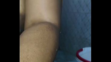 Ibu Tiri Desi India Mandi, Mms Kamera Tersembunyi, Istri Beneran Lagi Mandi, Bikin Ngaceng.