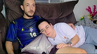 Ibu Tiri Digoda Kakak Tiri Sambil Nonton Timnas Brasil, Makin Panas Makin Liar.