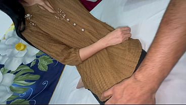 Aku Bawa Si Vishali Ke Hotel, Langsung Robek Memek Perawannya Tadi Malam.
